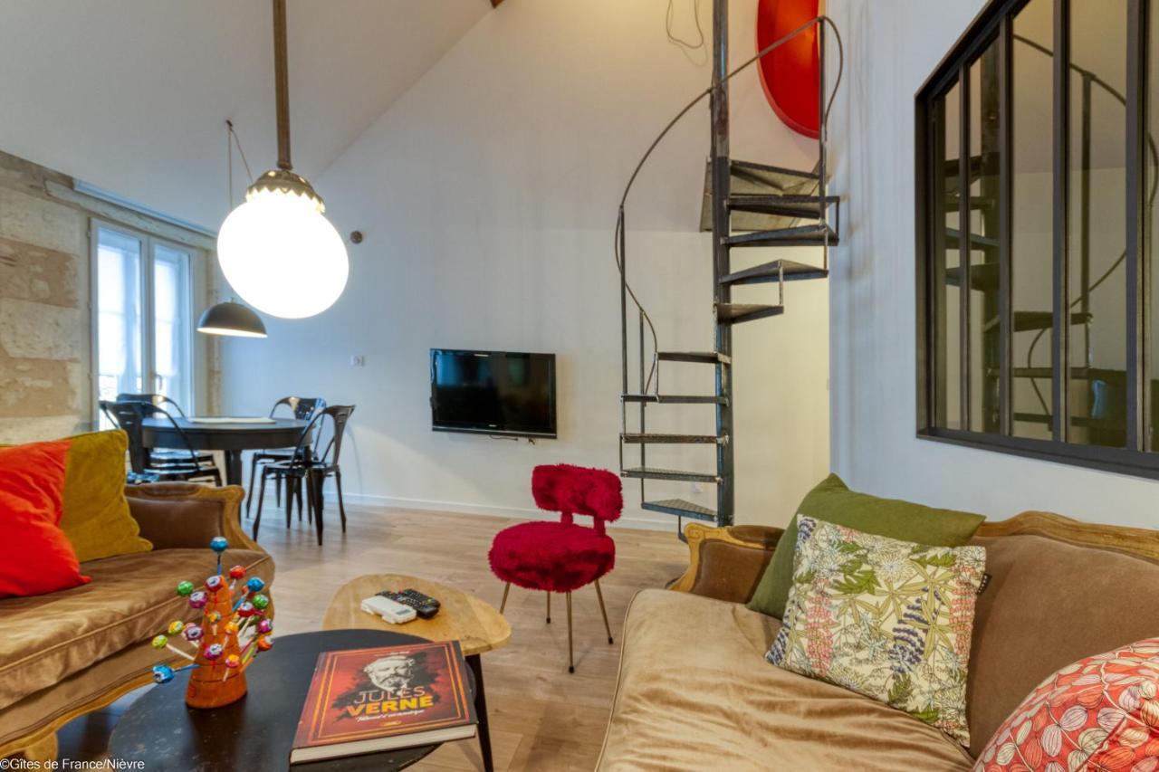 Au Noeud Vert Chambres D'Hotes 느베르 외부 사진